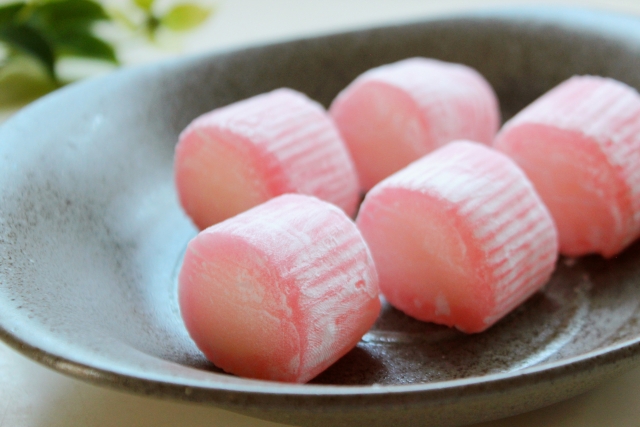 日本独特の和菓子 すあまの歴史 特徴は コラム